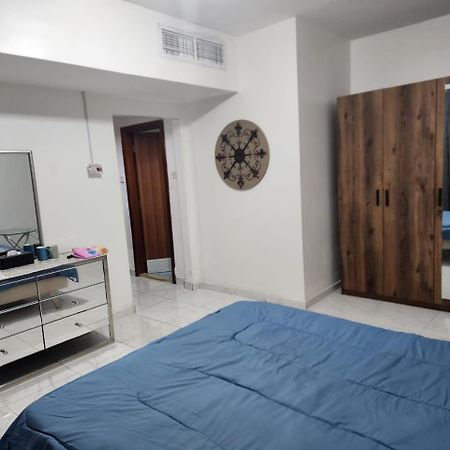 Sharing Motel Rooms Abu Dhabi Ngoại thất bức ảnh