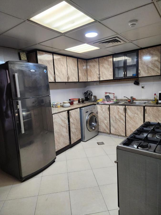 Sharing Motel Rooms Abu Dhabi Ngoại thất bức ảnh
